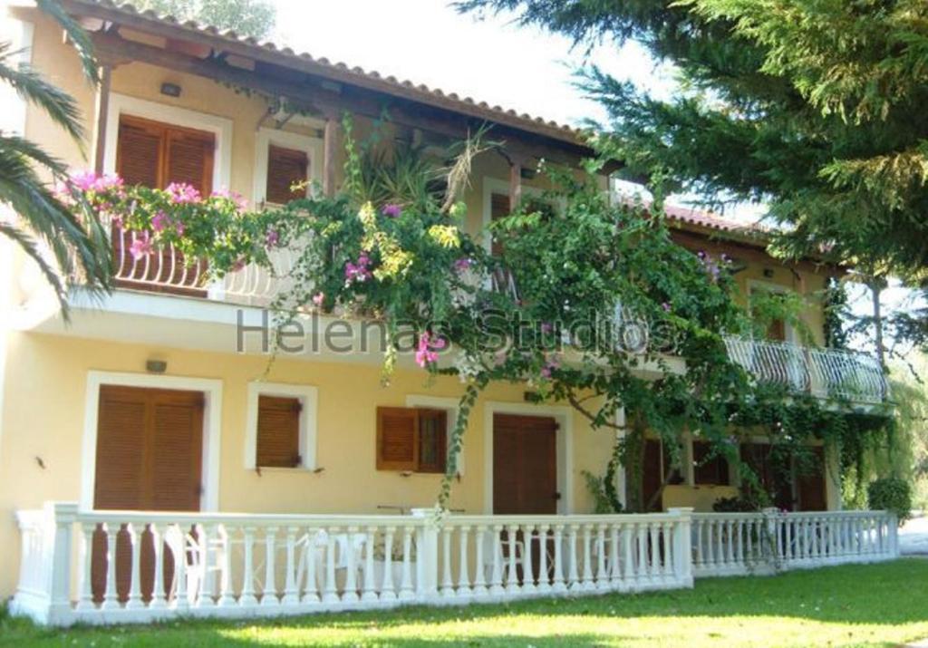 Helena'S Studios Livathos  Exterior foto